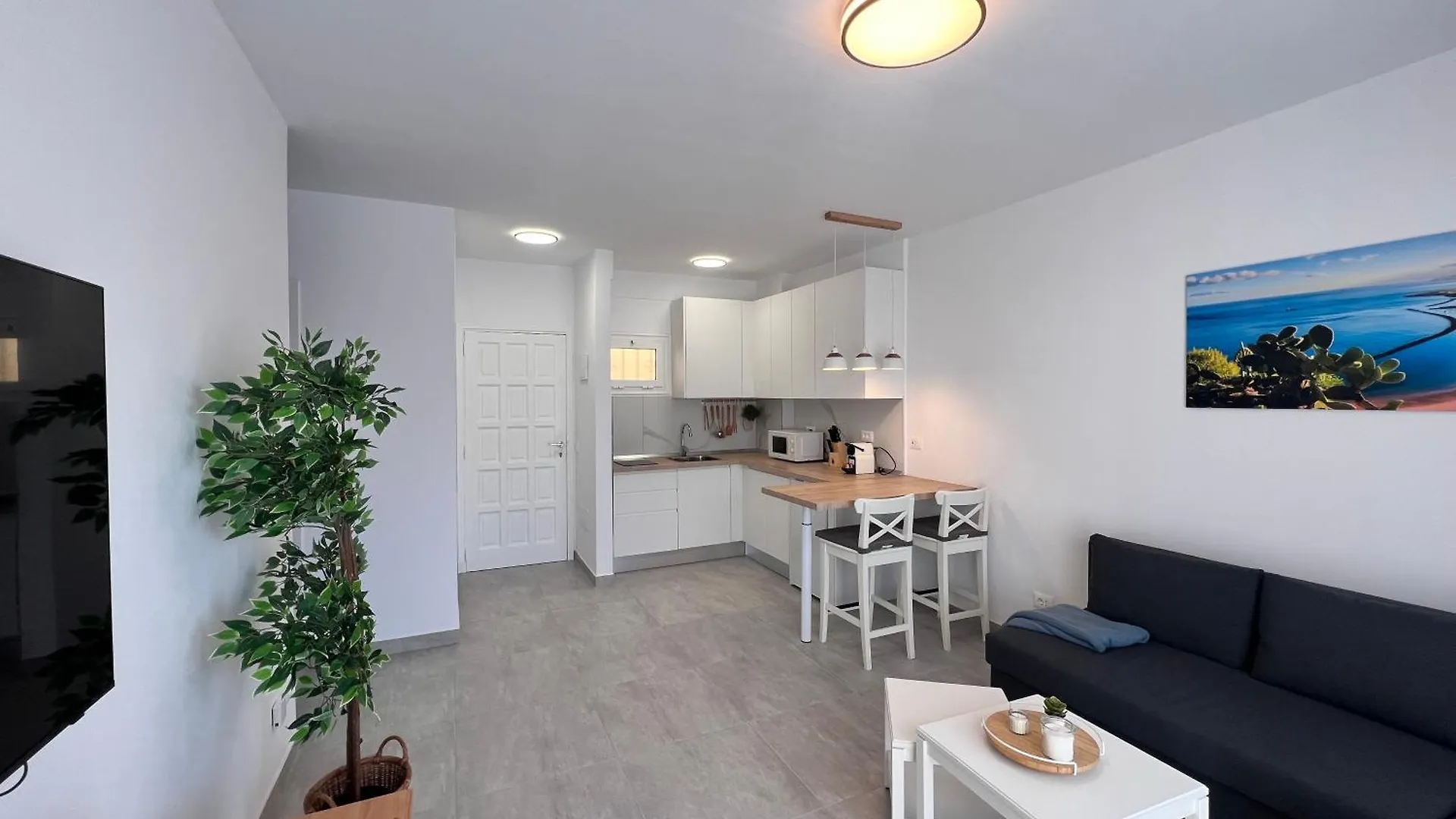 Seaview And Sunset Modern Apartment Arona  Španělsko
