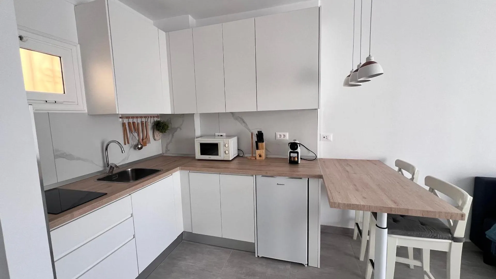 Seaview And Sunset Modern Apartment Arona  Arona (Tenerife)